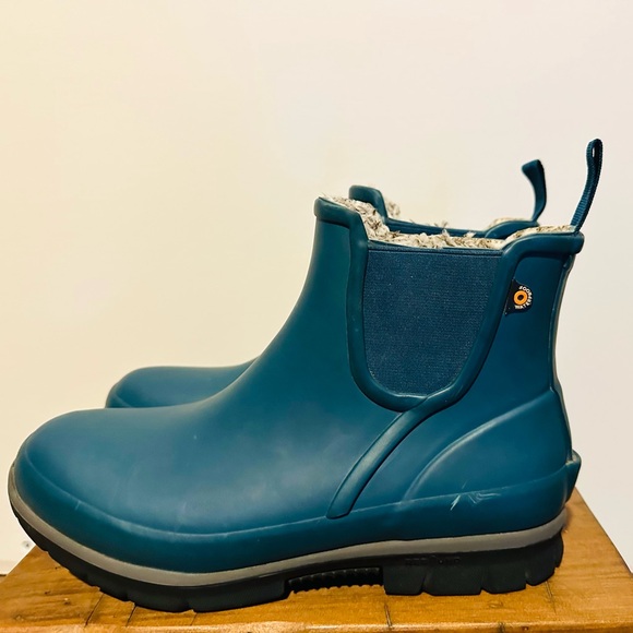 Bogs Amanda Plush Waterproof Chelsea Boots Women’s Size 8 - EUC, Worn Once - Picture 11 of 13